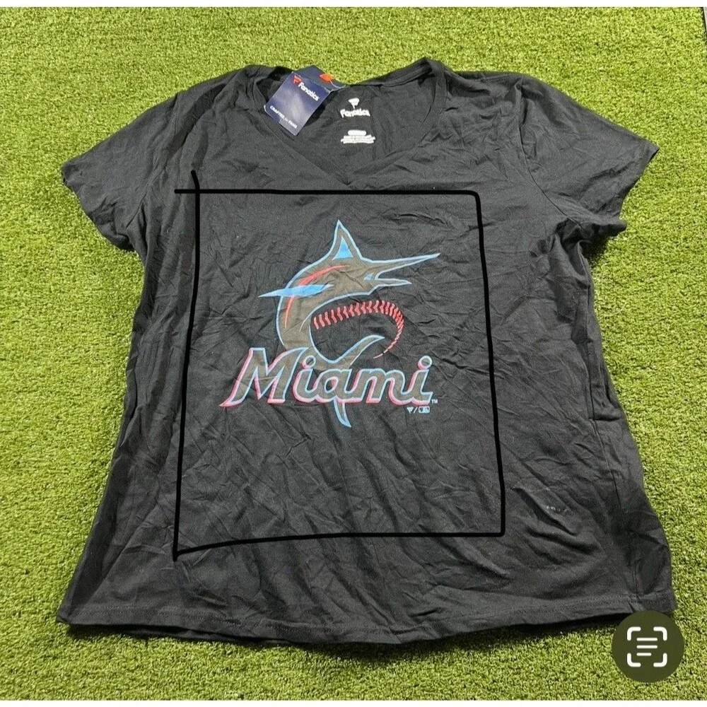 NWT Miami Marlins Fanatics Black Short Sleeve T-Shirt Men XL